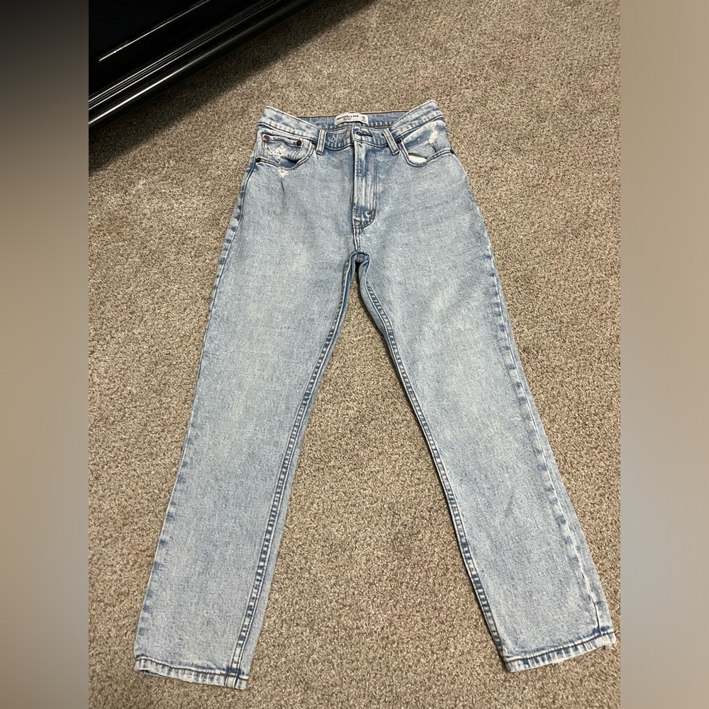 Abercrombie “The Skinny High Rise” Jean size 25 short